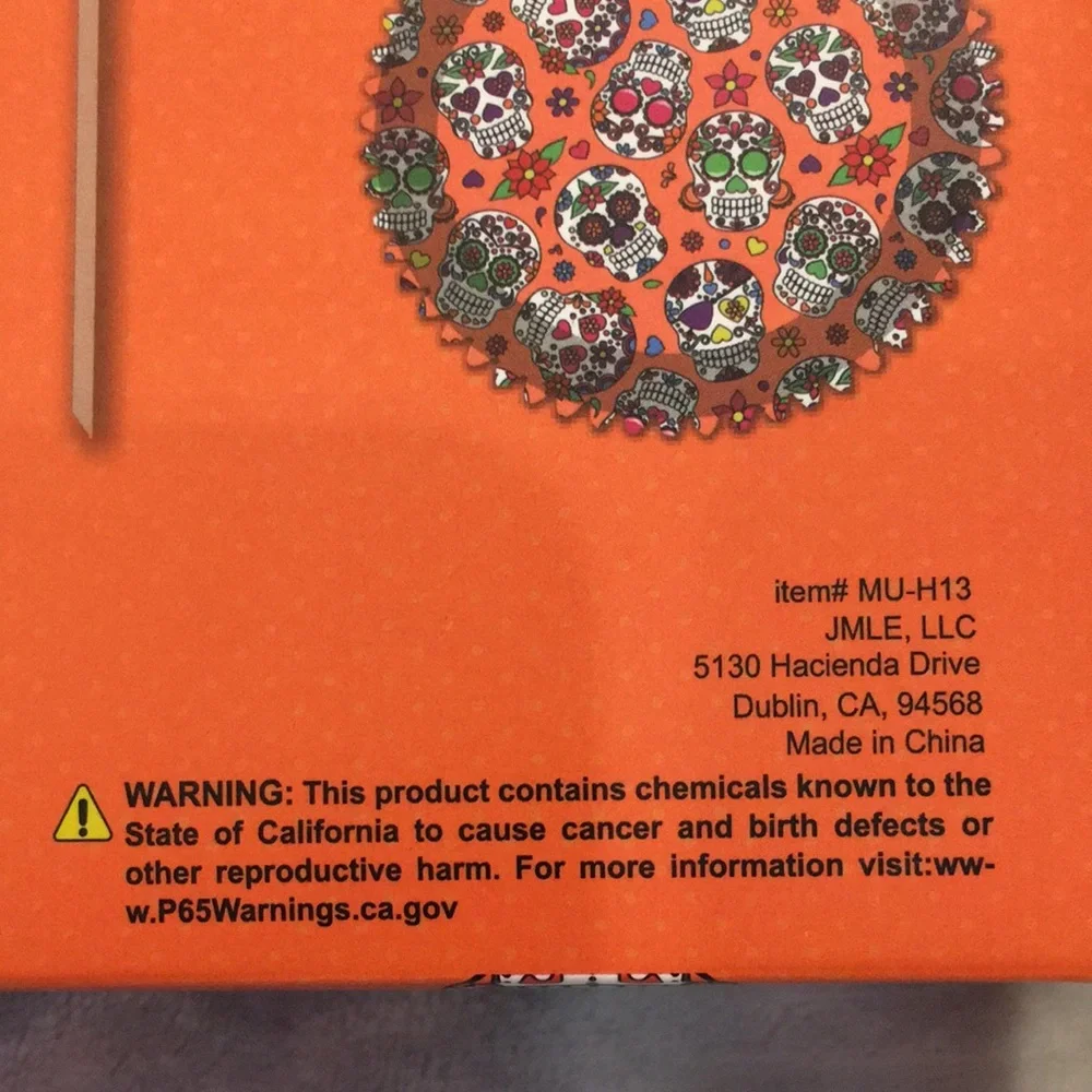 Skull Halloween Dia Des Las Muertos Cupcake Kit NWT set of 30 liners & picks